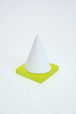 Memo Pad (yellow) and Cup
