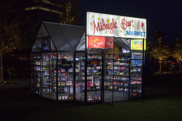 Midnight Star Market