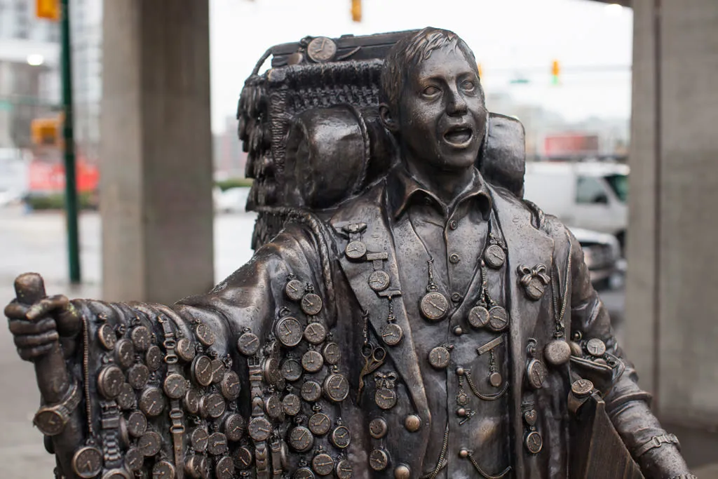 detail of front of figure